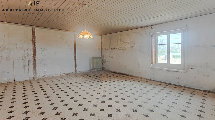 Ma-Cabane - Vente Maison VENDEUVRE-DU-POITOU, 185 m²