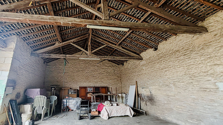 Ma-Cabane - Vente Maison VENDEUVRE-DU-POITOU, 185 m²