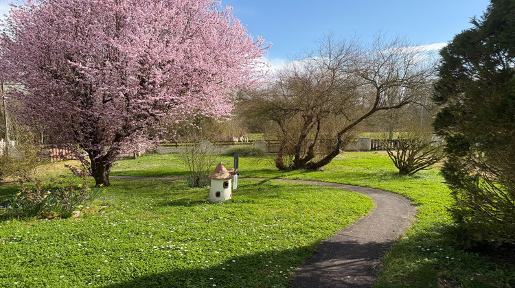 Ma-Cabane - Vente Maison VENDEUVRE-DU-POITOU, 140 m²