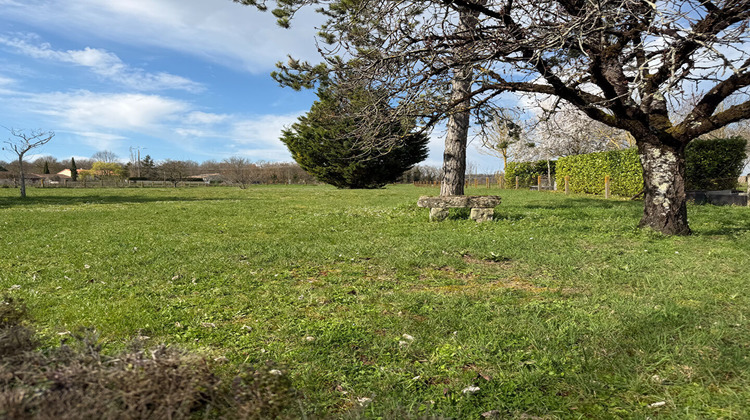 Ma-Cabane - Vente Maison VENDEUVRE-DU-POITOU, 140 m²