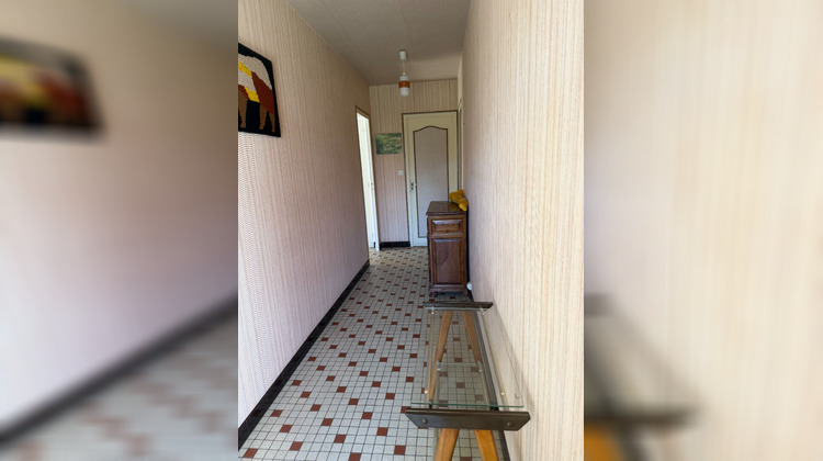 Ma-Cabane - Vente Maison VENDEUVRE-DU-POITOU, 140 m²