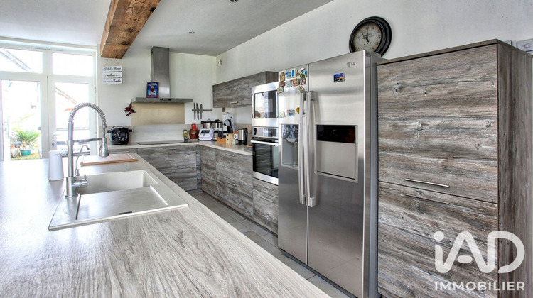 Ma-Cabane - Vente Maison Vendeuvre-du-Poitou, 640 m²