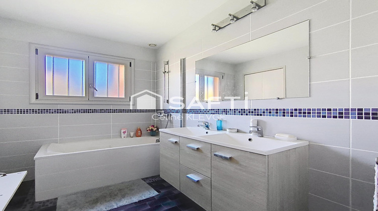 Ma-Cabane - Vente Maison Vendres, 100 m²