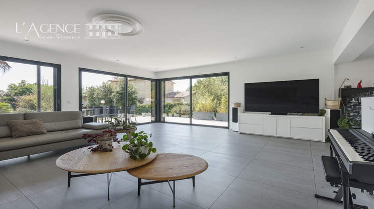 Ma-Cabane - Vente Maison Venelles, 230 m²