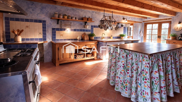 Ma-Cabane - Vente Maison Venes, 218 m²