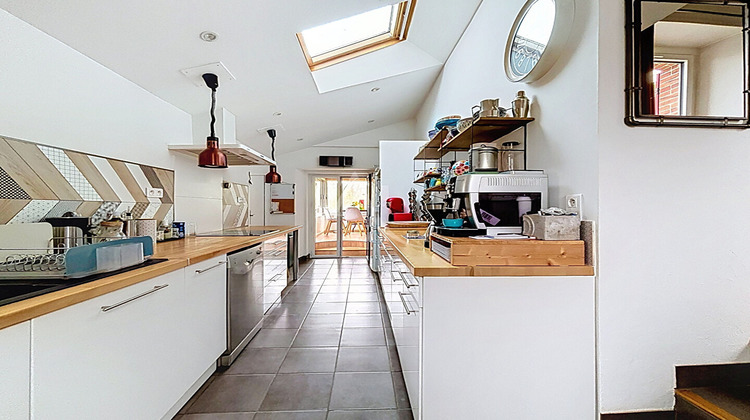 Ma-Cabane - Vente Maison VERN-D'ANJOU, 201 m²