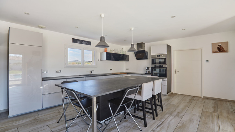 Ma-Cabane - Vente Maison VERNEGUES, 160 m²