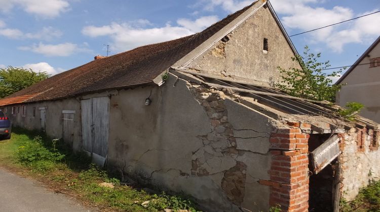 Ma-Cabane - Vente Maison Verneix, 49 m²