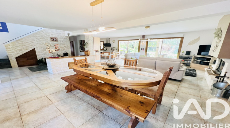 Ma-Cabane - Vente Maison Verneuil-en-Halatte, 209 m²