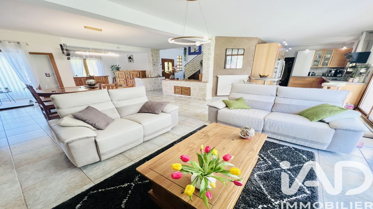 Ma-Cabane - Vente Maison Verneuil-en-Halatte, 209 m²