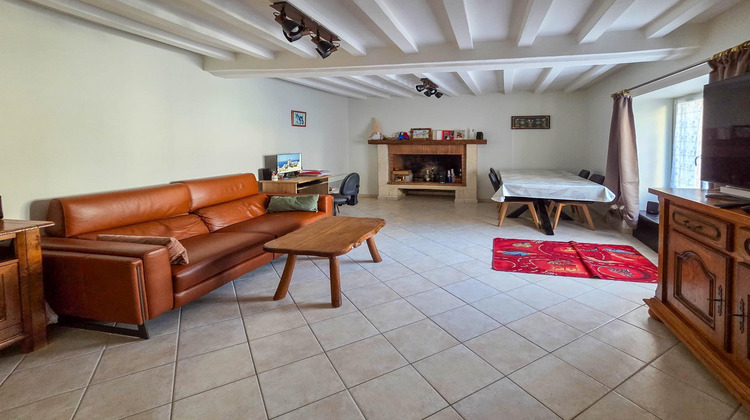 Ma-Cabane - Vente Maison Vernoil-le-Fourrier, 160 m²
