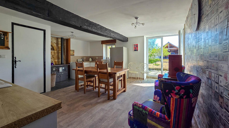 Ma-Cabane - Vente Maison Vernoil-le-Fourrier, 102 m²