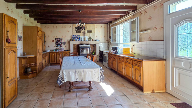 Ma-Cabane - Vente Maison Vernoil-le-Fourrier, 115 m²
