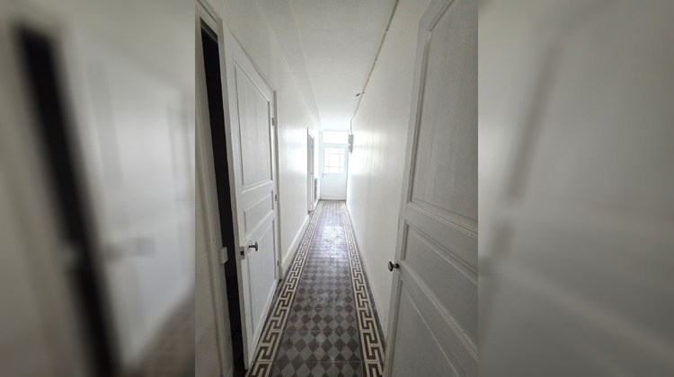 Ma-Cabane - Vente Maison Vernoil-le-Fourrier, 183 m²