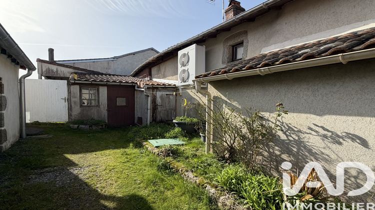 Ma-Cabane - Vente Maison Vernoux-en-Gâtine, 120 m²