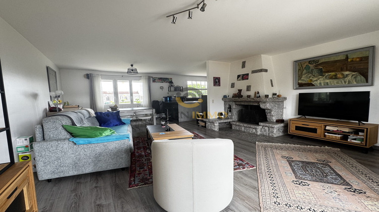Ma-Cabane - Vente Maison Vernoux-en-Gâtine, 117 m²