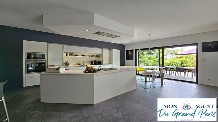 Ma-Cabane - Vente Maison VERRIERES-LE-BUISSON, 204 m²