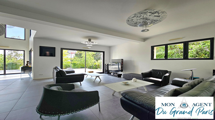 Ma-Cabane - Vente Maison VERRIERES-LE-BUISSON, 204 m²