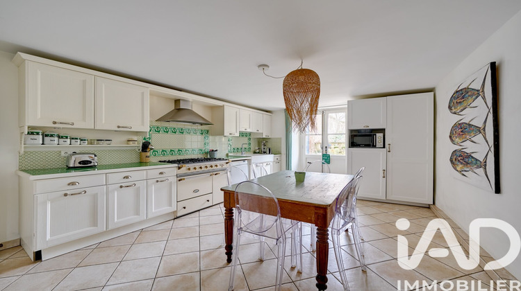 Ma-Cabane - Vente Maison Verrières-le-Buisson, 299 m²