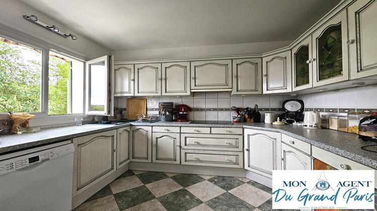 Ma-Cabane - Vente Maison VERRIERES-LE-BUISSON, 190 m²