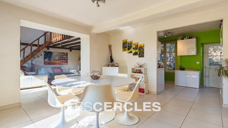 Ma-Cabane - Vente Maison VERRIERES-LE-BUISSON, 207 m²