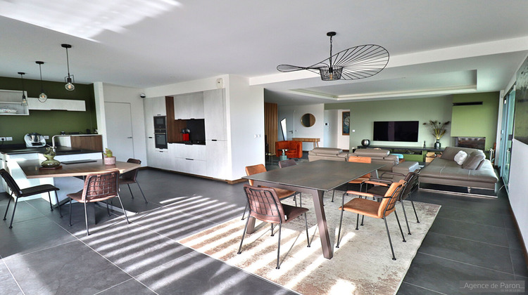 Ma-Cabane - Vente Maison VERRIERES-LE-BUISSON, 286 m²