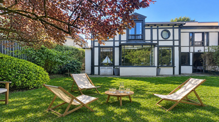 Ma-Cabane - Vente Maison VERSAILLES, 196 m²