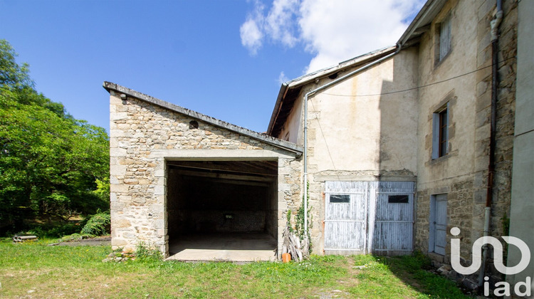Ma-Cabane - Vente Maison Vertolaye, 260 m²