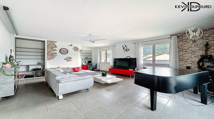 Ma-Cabane - Vente Maison VESSEAUX, 200 m²