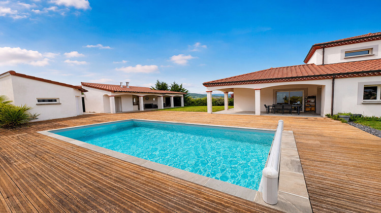 Ma-Cabane - Vente Maison VEYRE-MONTON, 190 m²