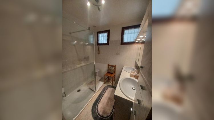 Ma-Cabane - Vente Maison VIC LA GARDIOLE, 106 m²