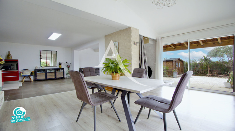 Ma-Cabane - Vente Maison VIC-LA-GARDIOLE, 95 m²