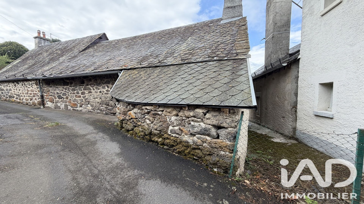 Ma-Cabane - Vente Maison Vic-sur-Cère, 46 m²