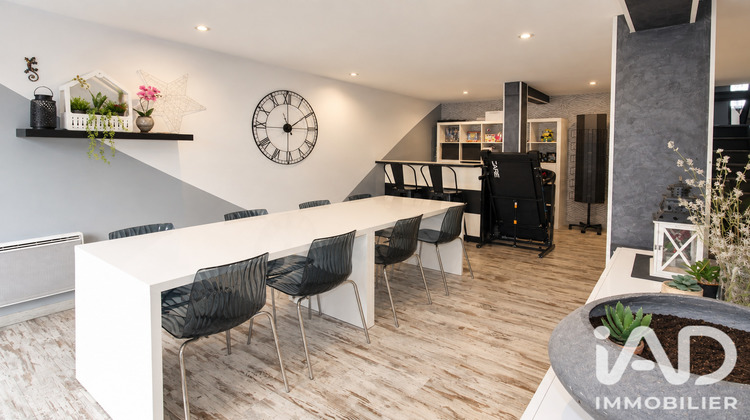 Ma-Cabane - Vente Maison Vic-sur-Seille, 198 m²