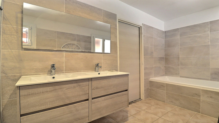 Ma-Cabane - Vente Maison VIDAUBAN, 118 m²