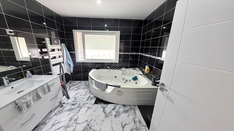 Ma-Cabane - Vente Maison VIDAUBAN, 141 m²