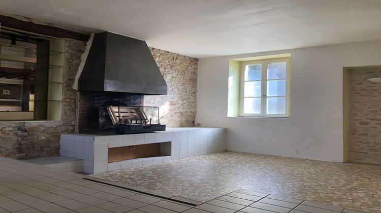 Ma-Cabane - Vente Maison VIENNE-EN-ARTHIES, 245 m²