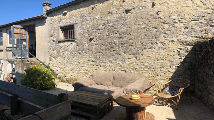 Ma-Cabane - Vente Maison VIENNE-EN-ARTHIES, 49 m²