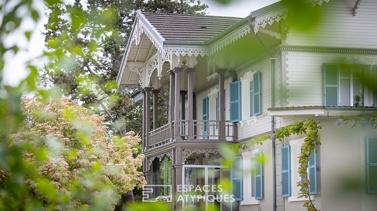 Ma-Cabane - Vente Maison VIEUX-CHARMONT, 387 m²