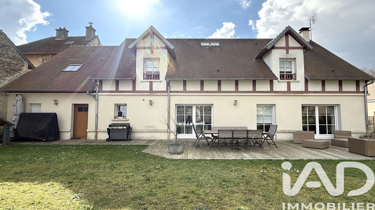 Ma-Cabane - Vente Maison Vieux-Moulin, 200 m²
