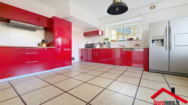 Ma-Cabane - Vente Maison Vignols, 192 m²