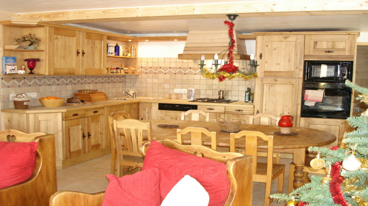 Ma-Cabane - Vente Maison VILLARD-SUR-DORON, 310 m²