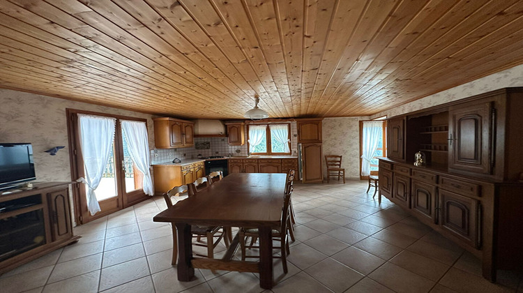 Ma-Cabane - Vente Maison VILLARD-SUR-DORON, 250 m²