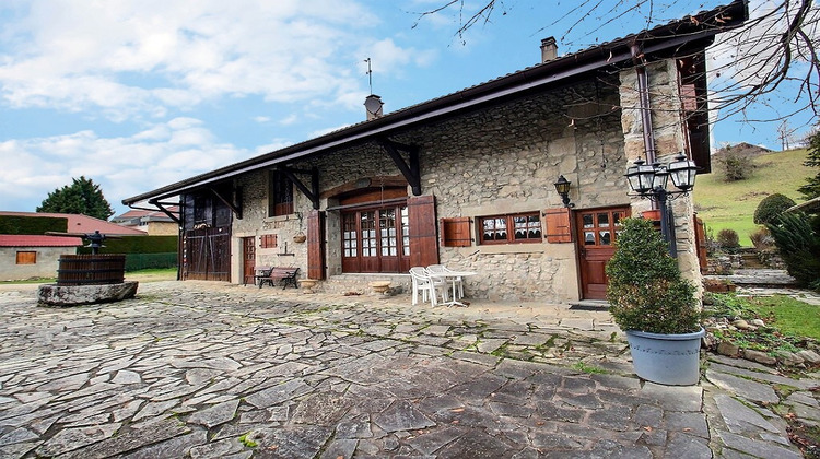 Ma-Cabane - Vente Maison VILLE-LA-GRAND, 320 m²