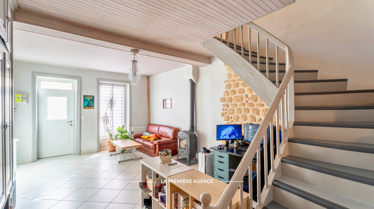 Ma-Cabane - Vente Maison Villechenève, 179 m²