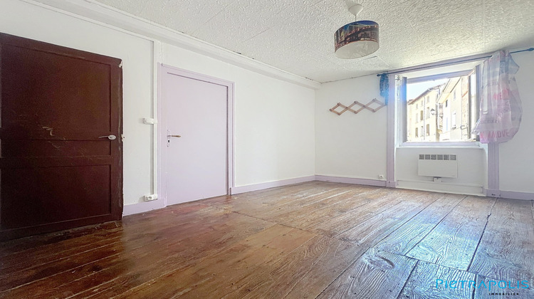Ma-Cabane - Vente Maison Villechenève, 101 m²