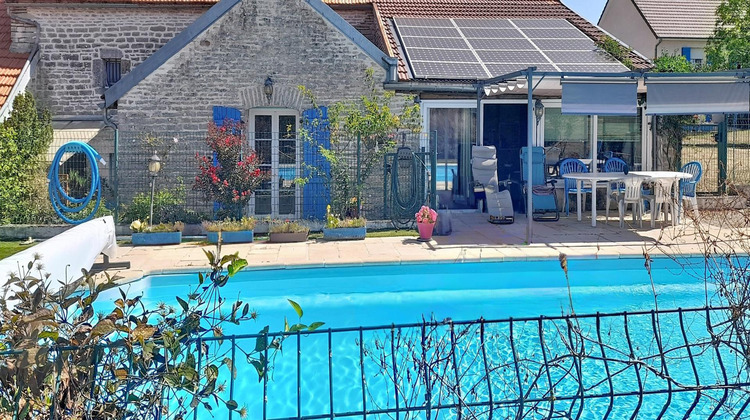 Ma-Cabane - Vente Maison Villecomte, 278 m²