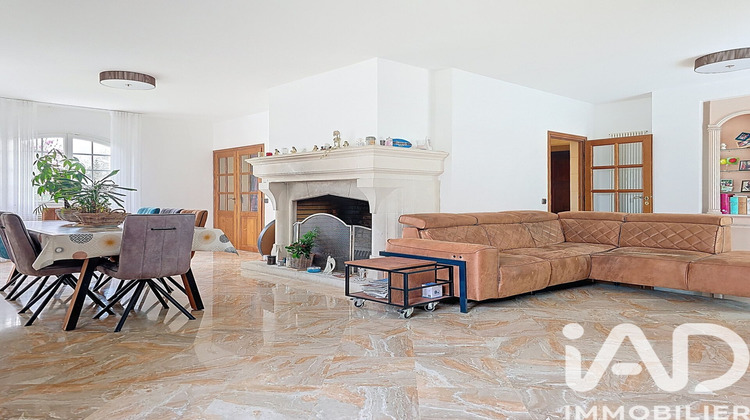 Ma-Cabane - Vente Maison Villecresnes, 265 m²