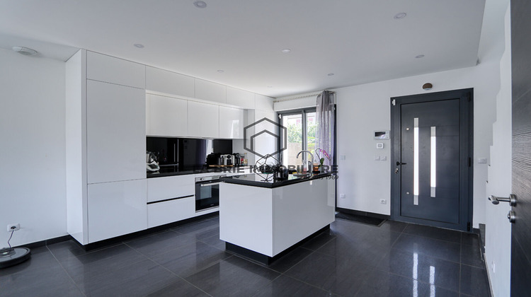 Ma-Cabane - Vente Maison VILLECRESNES, 87 m²