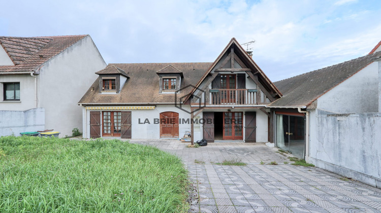 Ma-Cabane - Vente Maison Villecresnes, 179 m²
